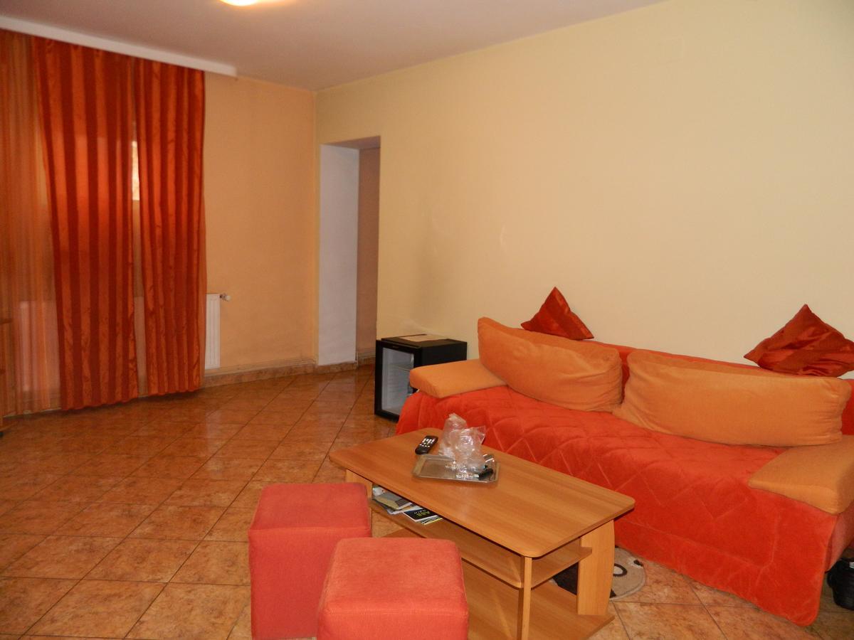 Complex Turistic Paralela'45 Motel 2*