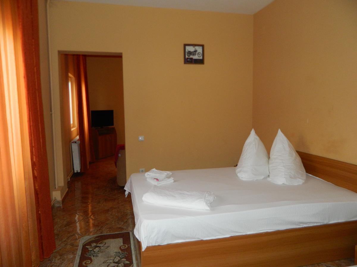 Complex Turistic Paralela'45 Băicoi